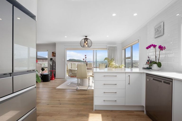 Photo of property in 174 Navigation Drive, Whitby, Porirua, 5024