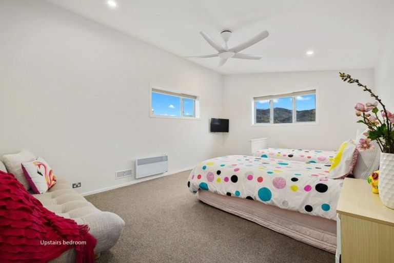 Photo of property in 25 Magnetic Place, Cromwell, 9310