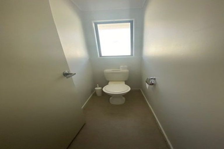 Photo of property in 33 Otanerua Road, Hatfields Beach, Orewa, 0931