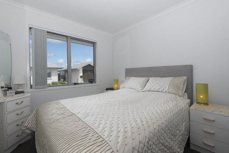 Photo of property in 12 Crest Way, Papamoa, 3118