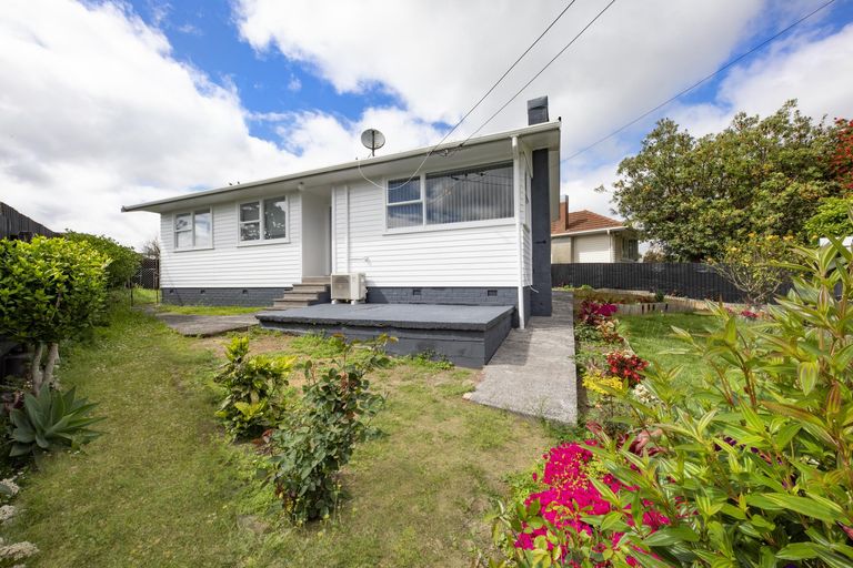 Photo of property in 44 Tyrone Street, Otara, Auckland, 2023