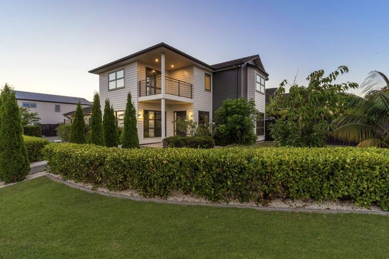 Photo of property in 19 Kabardin Street, Karaka, Papakura, 2113