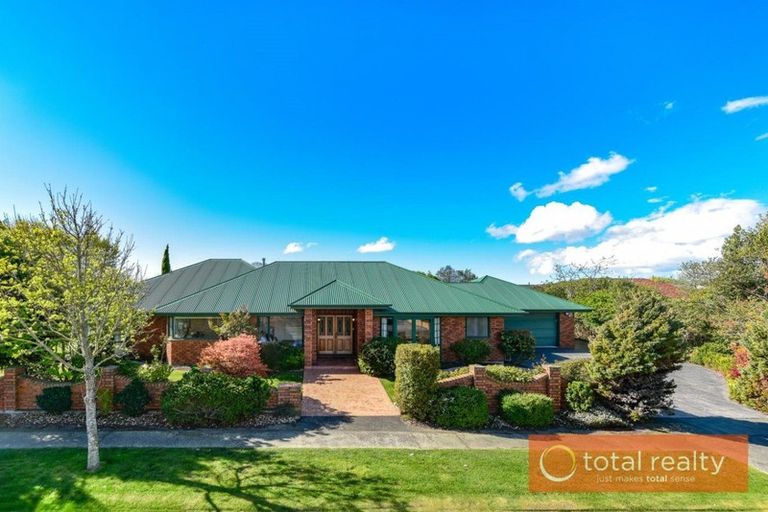 Photo of property in 28 Riverton Terrace, Halswell, Christchurch, 8025