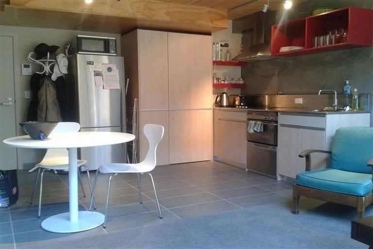 Photo of property in Tattoo Apartments, 2/42 Abel Smith Street, Te Aro, Wellington, 6011