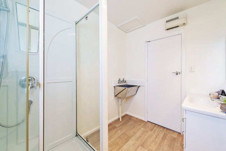 Photo of property in 11/20a Dickson Crescent, Hornby, Christchurch, 8042