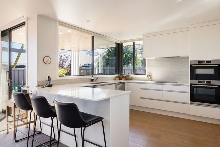 Photo of property in 90a Braid Road, St Andrews, Hamilton, 3200