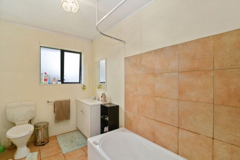 Photo of property in 9b Puweto Street, Selwyn Heights, Rotorua, 3015