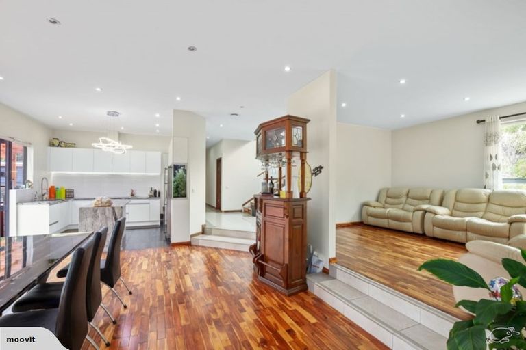 Photo of property in 16 Hobson Heights Road, Lucas Heights, Auckland, 0632