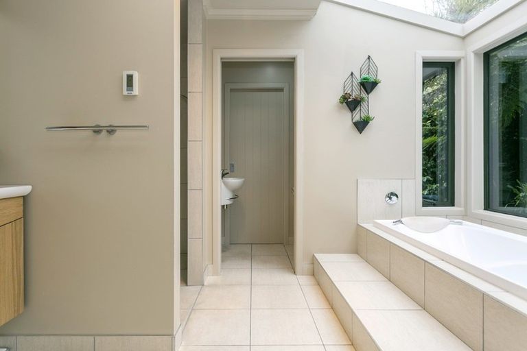 Photo of property in 916 Poihipi Road, Oruanui, Taupo, 3377