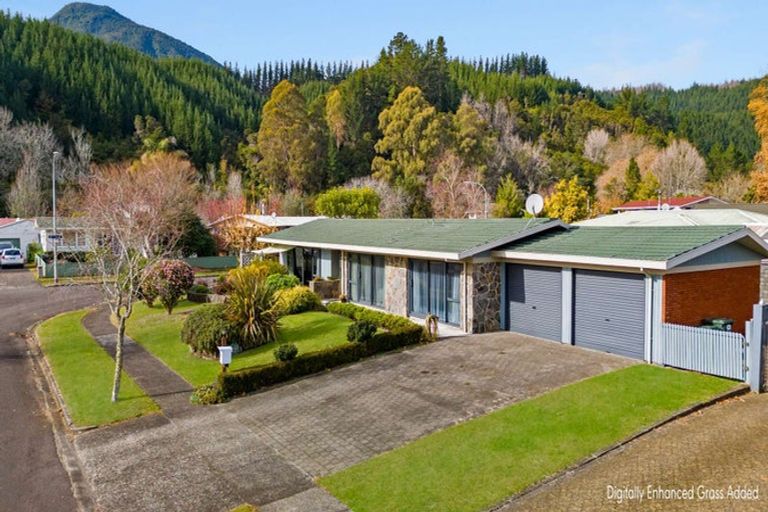 Photo of property in 8 Payne Crescent, Kawerau, 3127