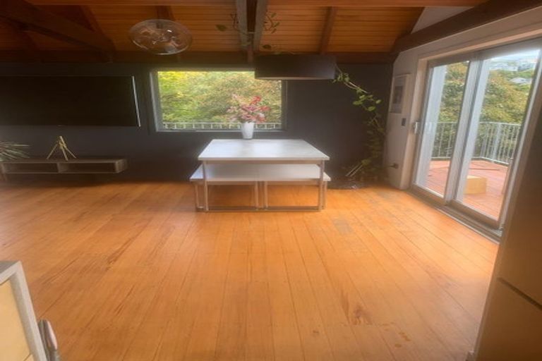 Photo of property in 2/146 Soleares Avenue, Mount Pleasant, Christchurch, 8081