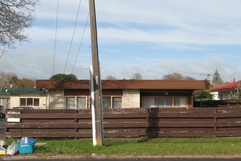 Photo of property in 2/34 South Street, Papakura, 2110