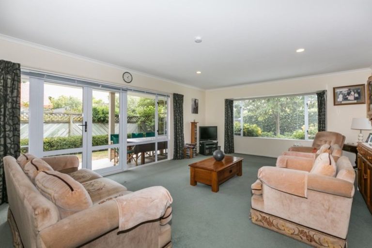 Photo of property in 525a Main North Road, Bay View, Napier, 4104