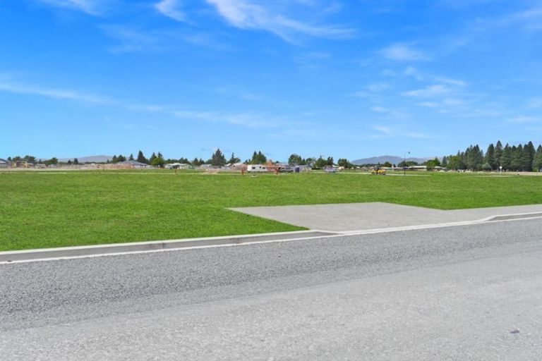 Photo of property in 51 North West Arch, Twizel, 7901