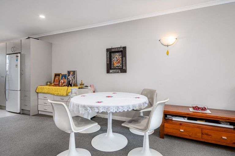 Photo of property in St Claire Village, 147/172 Mcleod Road, Te Atatu South, Auckland, 0610