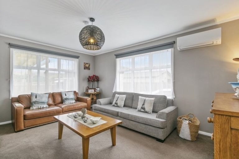 Photo of property in 261 Naenae Road, Naenae, Lower Hutt, 5011