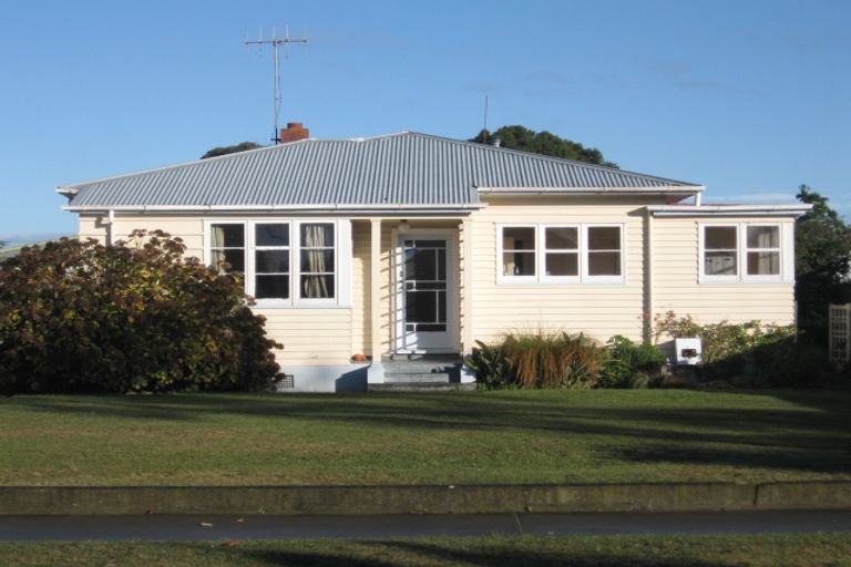 Photo of property in 17 Bedford Road, Marewa, Napier, 4110