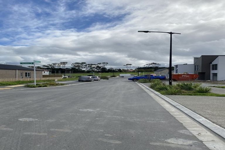 Photo of property in 18 Herekino Street, Westgate, Auckland, 0814