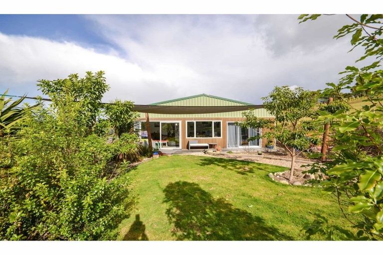 Photo of property in 129b Rangitane Road, Kerikeri, 0294