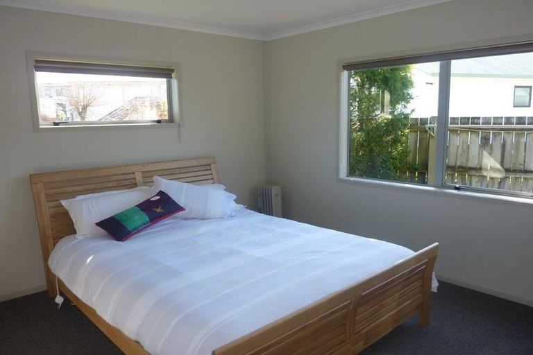 Photo of property in 2/11 Gibbs Place, Kinloch, Taupo, 3377