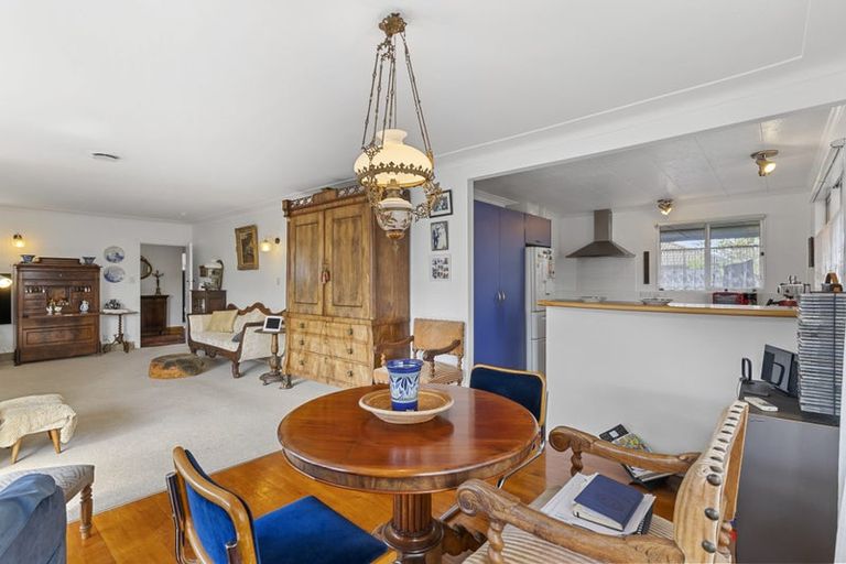 Photo of property in 34 Centreway Road, Orewa, 0931