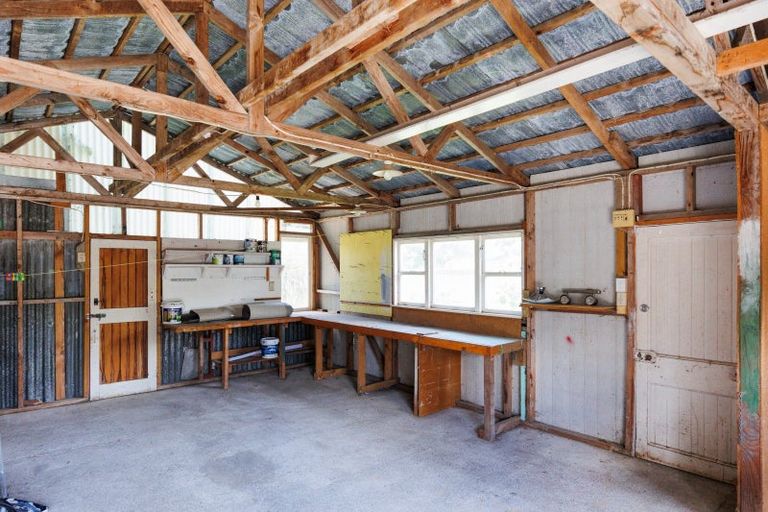 Photo of property in 132 Stanford Street North, Ashhurst, 4810