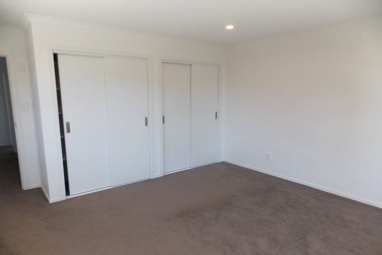 Photo of property in 64 Golders Road, Elderslea, Upper Hutt, 5018