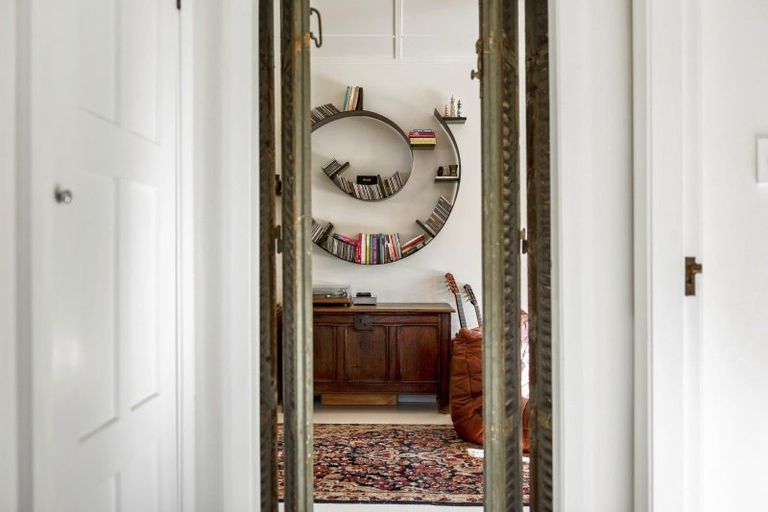 Photo of property in 18 Derby Street, Devonport, Auckland, 0624