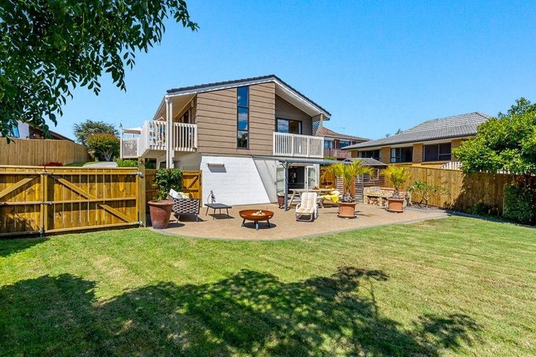 Photo of property in 24 Majesty Place, Half Moon Bay, Auckland, 2012