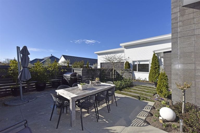 Photo of property in 2 Carpenter Drive, Prebbleton, 7604