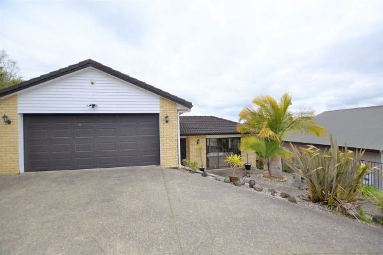 Photo of property in 24 View Ridge Drive, Ranui, Auckland, 0612
