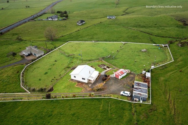 Photo of property in 947 Mangakahia Road, Poroti, Whangarei, 0179