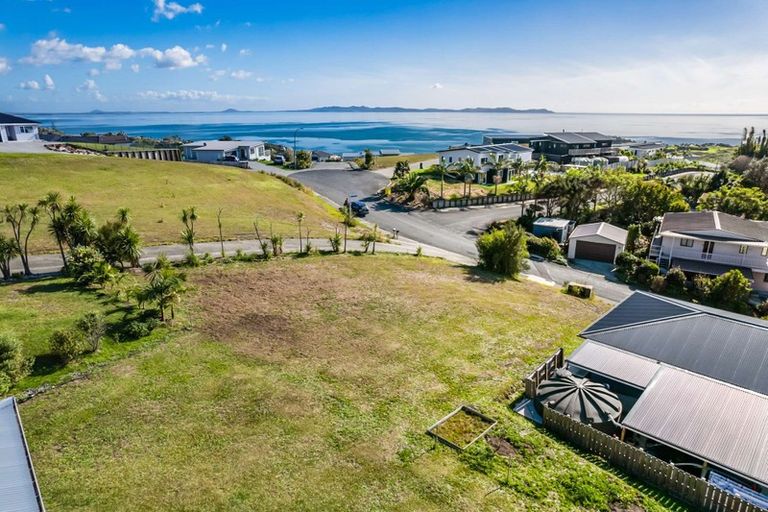 Photo of property in 9 Eagles Way, Cable Bay, 0420