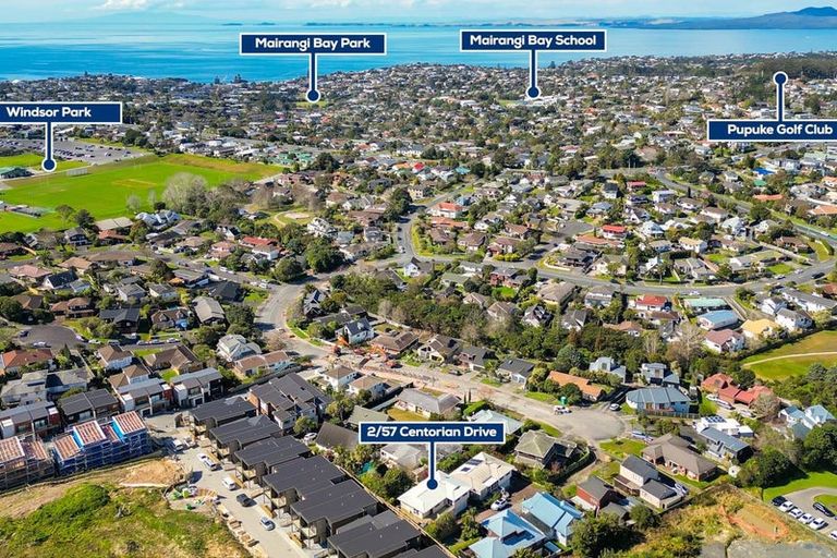 Photo of property in 2/57 Centorian Drive, Windsor Park, Auckland, 0632