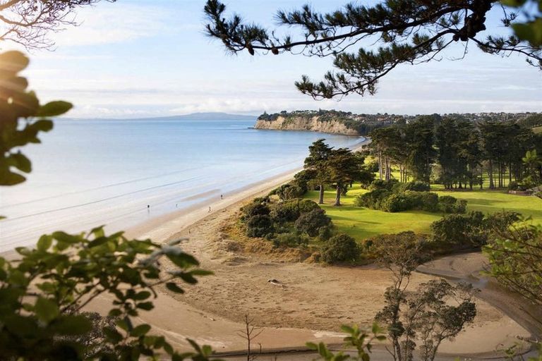 Photo of property in 4 Ruku Street, Long Bay, Auckland, 0630