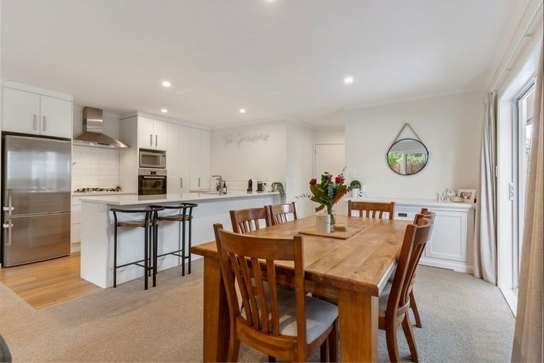 Photo of property in 22 Rire Hau Lane, Pyes Pa, Tauranga, 3112