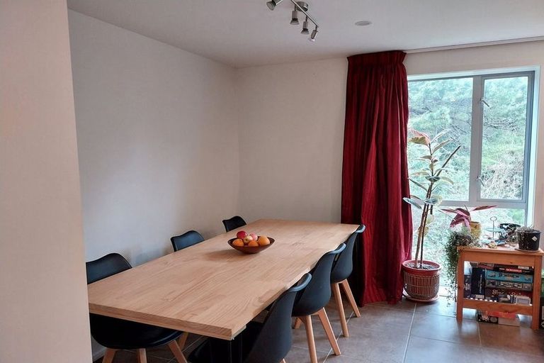 Photo of property in 5/114 Mitchell Street, Brooklyn, Wellington, 6021