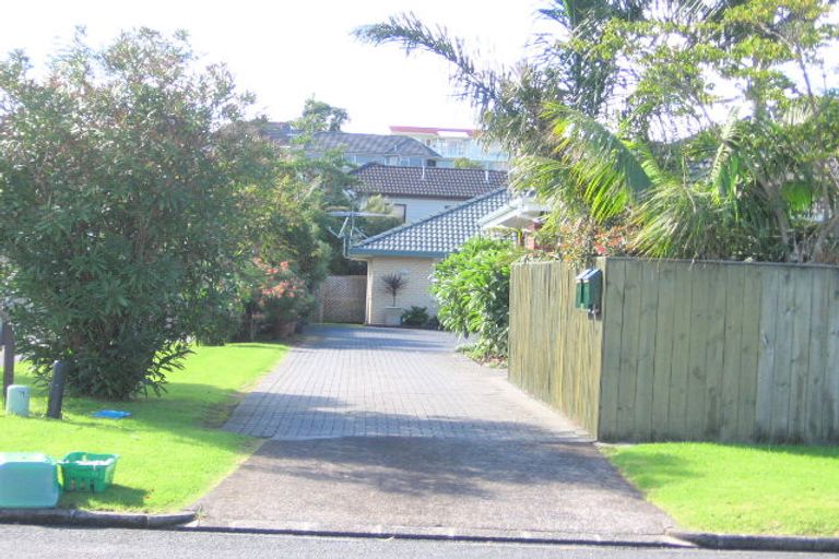 Photo of property in 2/20 Hattaway Avenue, Bucklands Beach, Auckland, 2012