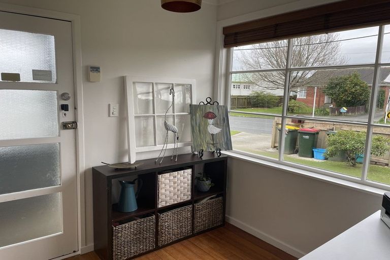 Photo of property in 80 Waddington Drive, Naenae, Lower Hutt, 5011