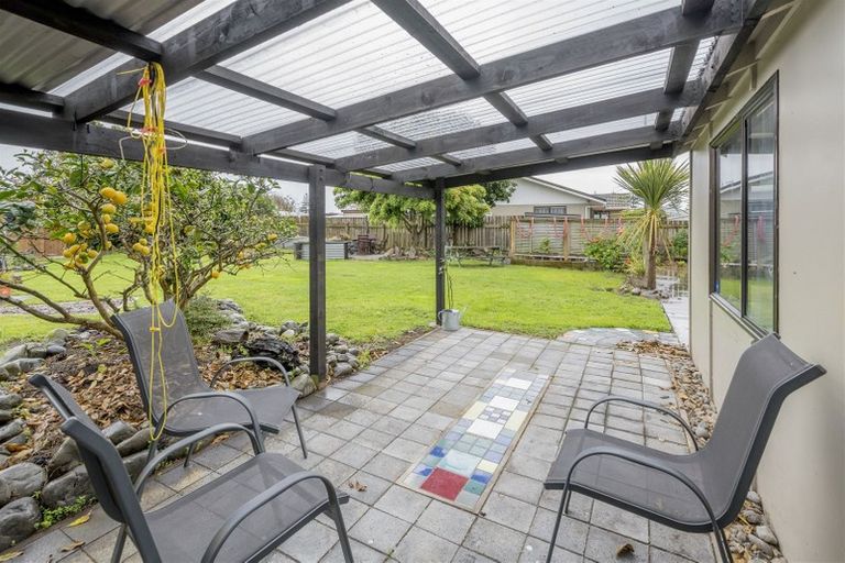 Photo of property in 9 Manuka Street, Otaki Beach, Otaki, 5512