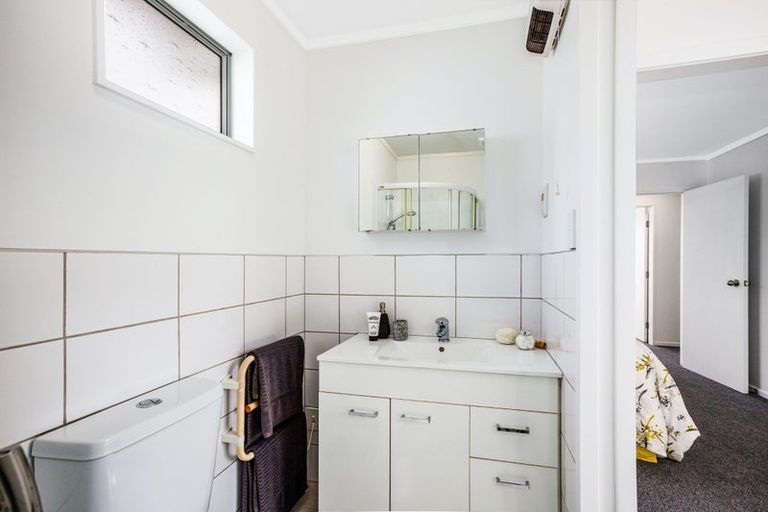 Photo of property in 6 Tregear Place, Camborne, Porirua, 5026