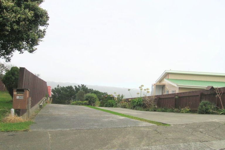 Photo of property in 150 Conclusion Street, Ascot Park, Porirua, 5024