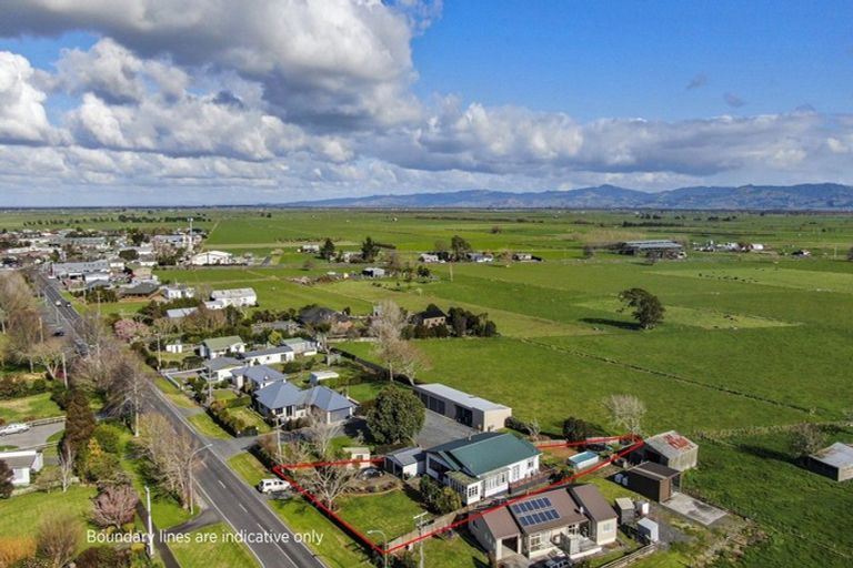 Photo of property in 39 Pipiroa Road, Ngatea, 3503