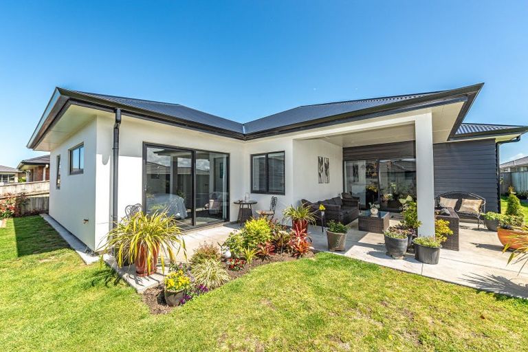 Photo of property in 4 Simon Street, Tawhero, Whanganui, 4501