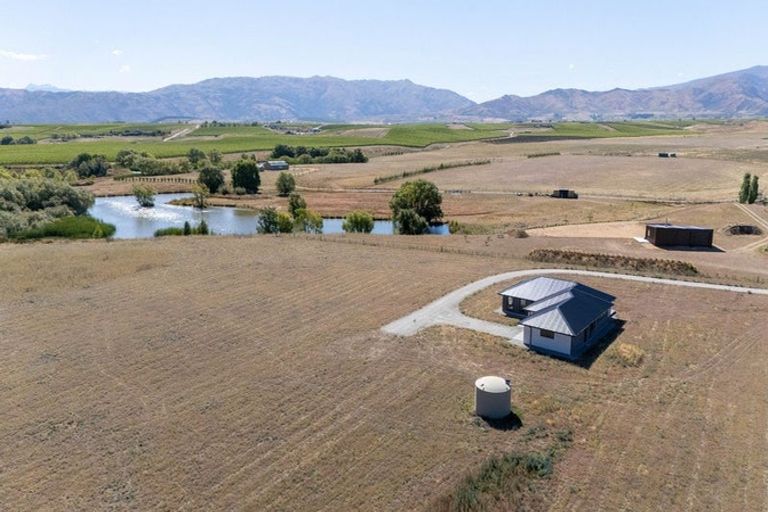 Photo of property in 21 Thyme Fields Road, Springvale, 9393