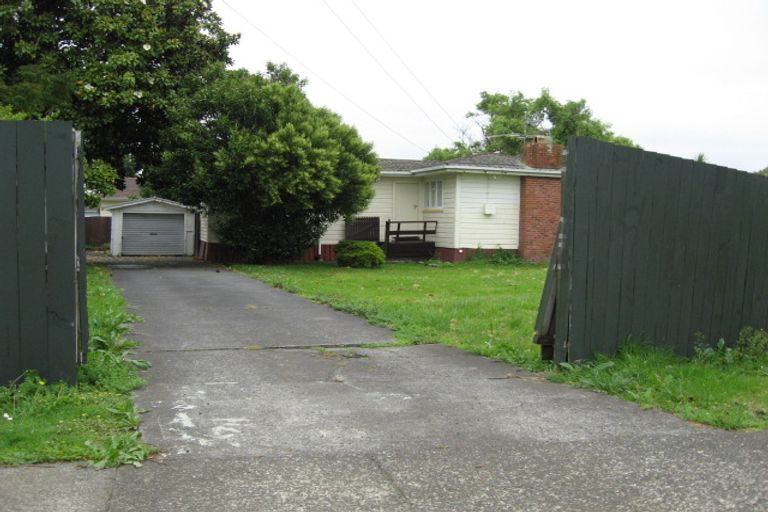 Photo of property in 25 Hall Avenue, Mangere, Auckland, 2022