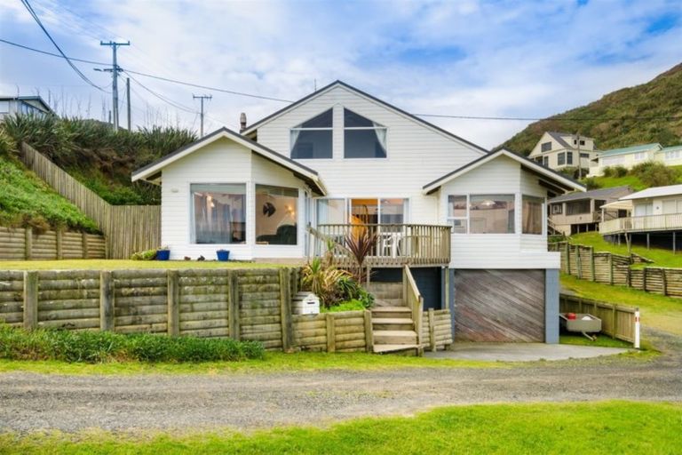 Photo of property in 1 Ocean Close, Te Kopuru, Dargaville, 0371