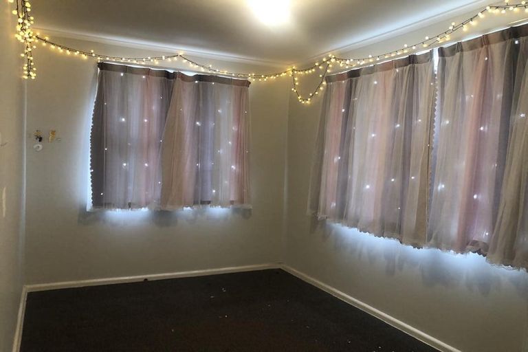 Photo of property in 175 Wainuiomata Road, Wainuiomata, Lower Hutt, 5014