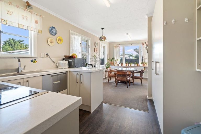 Photo of property in 121 Marshland Road, Shirley, Christchurch, 8061