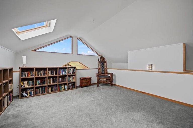 Photo of property in 87 Hurndall Street East, Maungaturoto, 0520